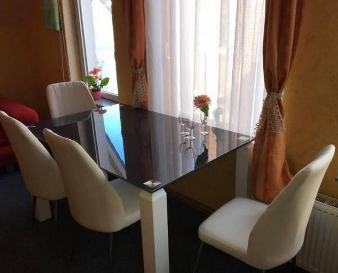 Apartment Am Park Oldenburg Buitenkant foto